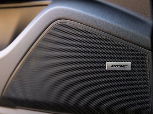 New 2026 Porsche Cayenne image 21