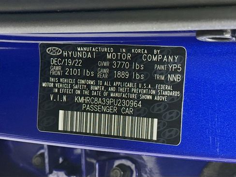 Certified 2023 Hyundai Venue Limited w/ Cargo Package FWD image 35