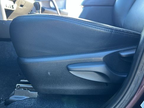 Used 2016 Toyota RAV4 LE image 15