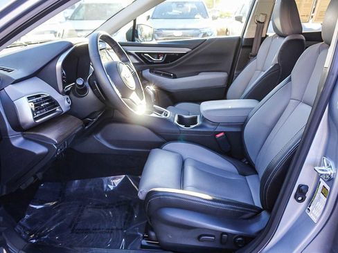 Used 2025 Subaru Outback Limited w/ Tech Package 2 image 17