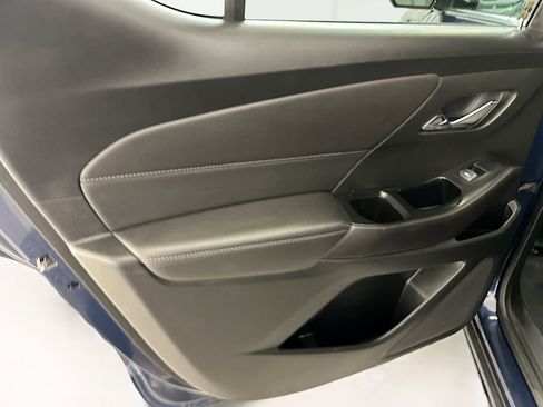 Used 2023 Chevrolet Traverse LT AWD/4WD image 27