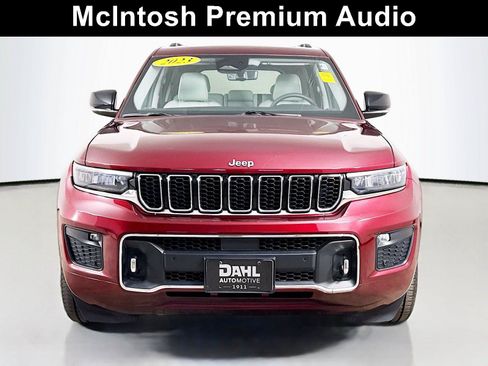 Used 2023 Jeep Grand Cherokee Overland w/ Luxury Tech Group IV AWD/4WD image 3