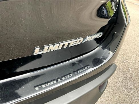 Used 2016 Toyota Highlander Limited Platinum AWD/4WD image 24