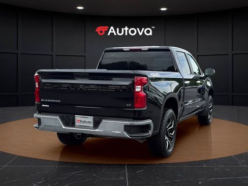 Used 2025 Chevrolet Silverado 1500 LT AWD/4WD image 5