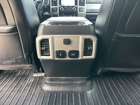 Used 2019 Ford F250 Lariat w/ Lariat Ultimate Package image 35
