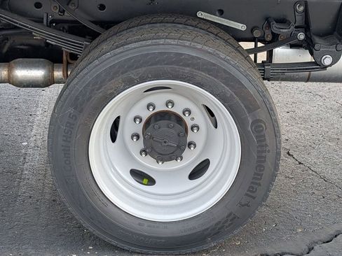 New 2026 Ford F450 XL RWD image 8