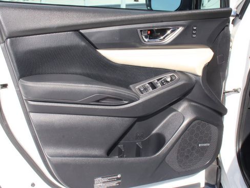 Used 2022 Subaru Ascent Limited w/ Technology Package image 10