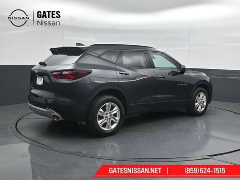 Used 2021 Chevrolet Blazer LT AWD/4WD image 2