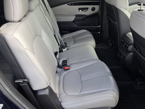 Used 2023 Honda Pilot EX-L image 15