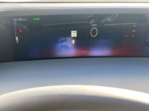 Used 2026 Lincoln Nautilus Premier w/ Equipment Group 102A image 15