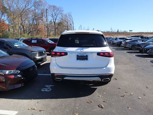 New 2025 Mercedes-Benz GLS 450 4MATIC image 4