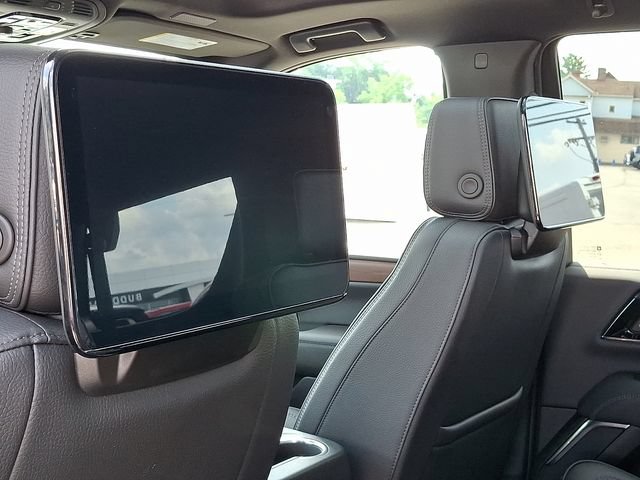 New 2026 GMC Yukon Denali w/ Denali Reserve Package AWD/4WD image 13
