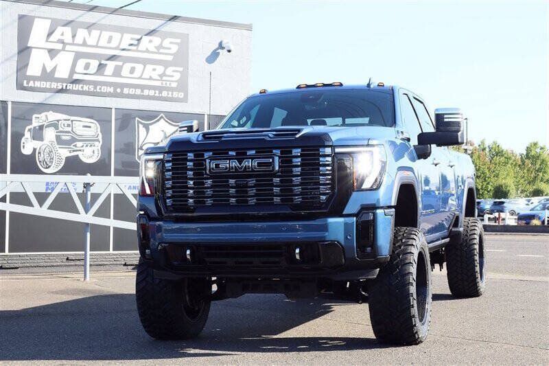 Used 2026 GMC Sierra 3500 Denali Ultimate AWD/4WD image 1