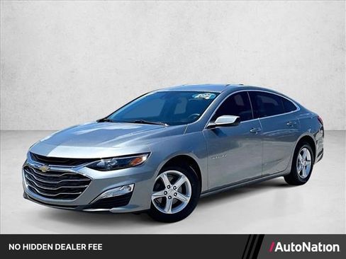 Used 2024 Chevrolet Malibu LS FWD image 1