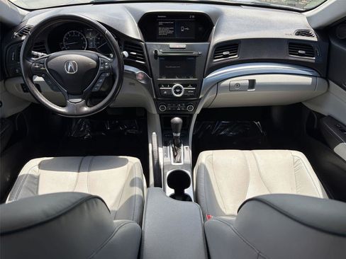 Used 2020 Acura ILX FWD image 11