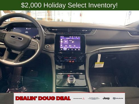 New 2025 Jeep Grand Cherokee Laredo X image 20