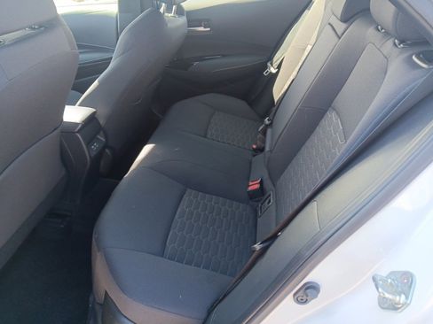 Used 2023 Toyota Corolla SE w/ SE Premium Package image 18