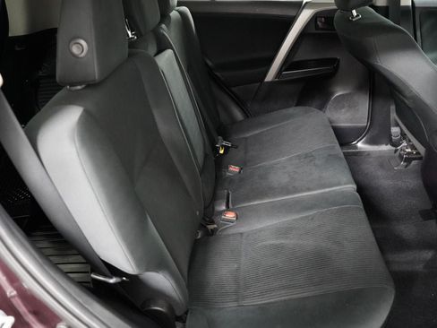 Used 2018 Toyota RAV4 LE w/ All Weather Liner Package AWD/4WD image 29