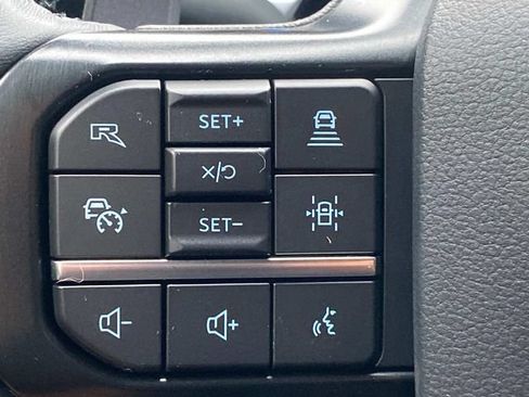 Used 2023 Ford F150 Raptor AWD/4WD image 19