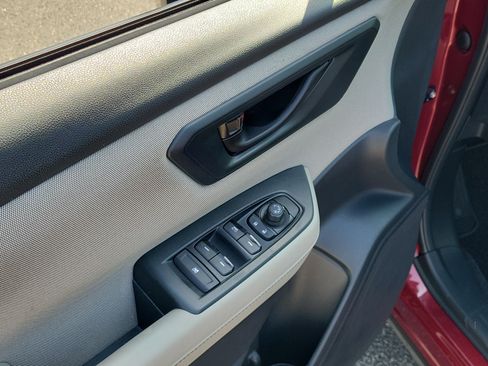 Certified 2025 Subaru Forester AWD/4WD image 20