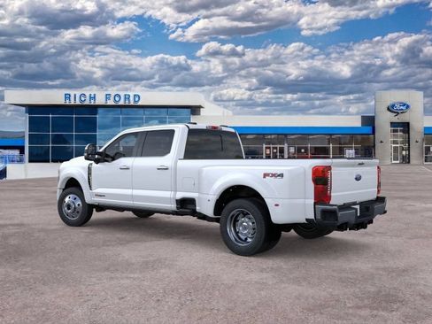 New 2026 Ford F450 Lariat w/ Lariat Ultimate Package AWD/4WD image 4