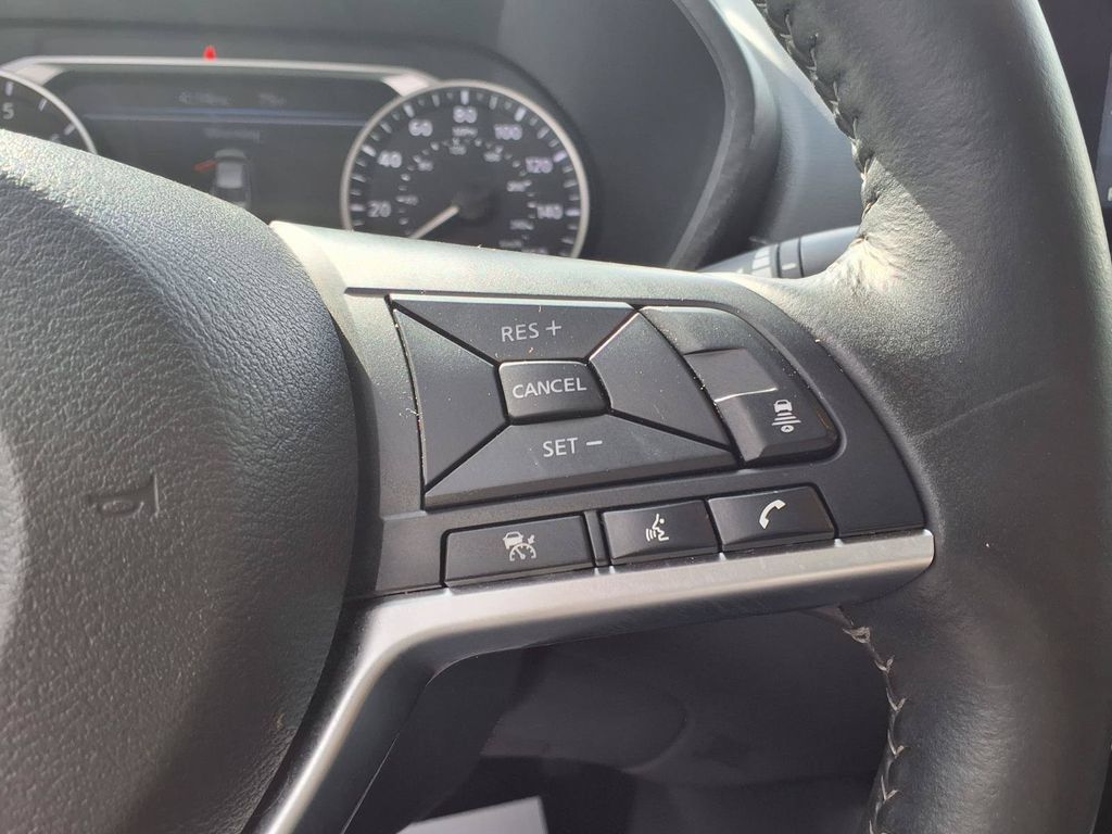 Used 2025 Nissan Sentra SV w/ All-Weather Package FWD image 15