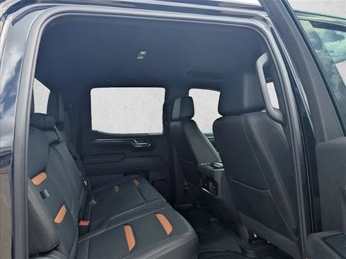 Certified 2024 GMC Sierra 1500 AT4 w/ Technology Package AWD/4WD image 14