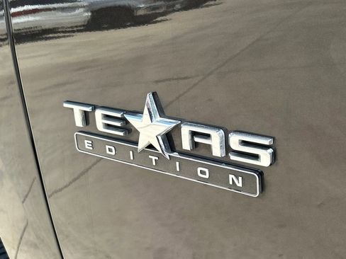Used 2021 Chevrolet Silverado 1500 RST AWD/4WD image 15
