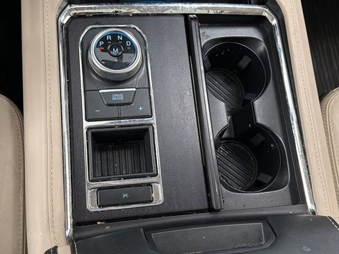 Used 2022 Ford Expedition Max Platinum RWD image 18