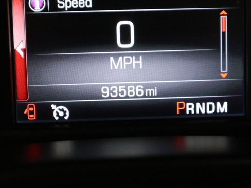 Used 2014 GMC Sierra 1500 SLT w/ Suspension Package, Off-Road image 17