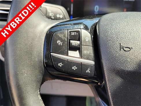 Used 2023 Ford Escape SE image 25