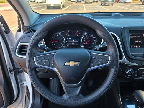 Used 2022 Chevrolet Equinox LT image 21