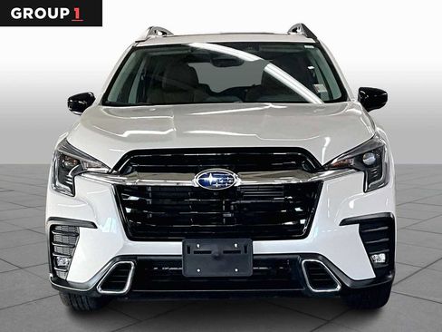 Used 2025 Subaru Ascent Touring image 4