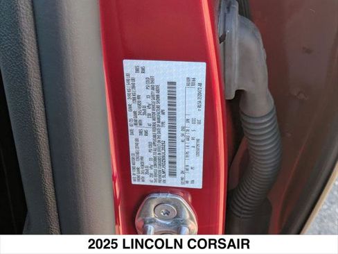 New 2025 Lincoln Corsair Grand Touring image 15