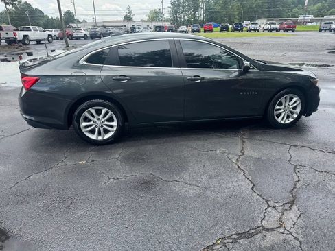 Used 2018 Chevrolet Malibu Hybrid FWD image 7