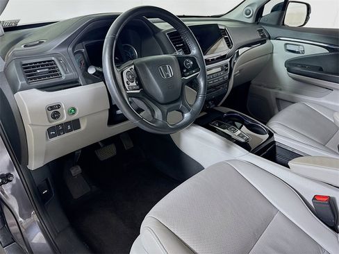 Used 2019 Honda Pilot Elite image 7