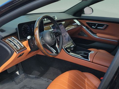 Used 2022 Mercedes-Benz S 500 4MATIC image 18