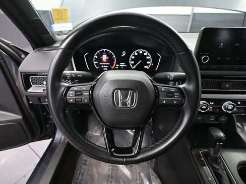 Used 2023 Honda Civic Sport image 25