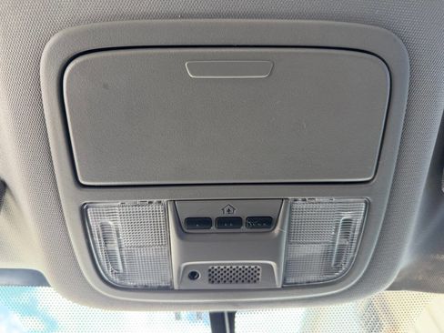 Used 2014 Honda Ridgeline SE image 29
