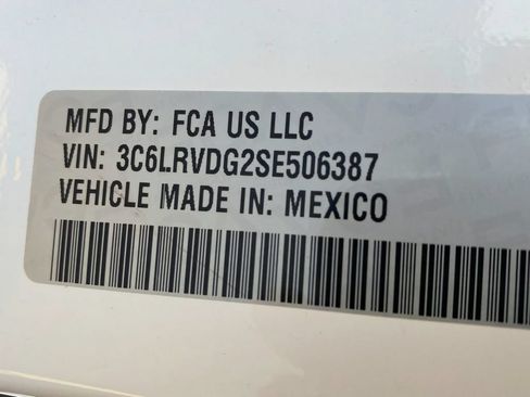 Used 2025 RAM ProMaster 2500 w/ Convenience Group FWD image 27