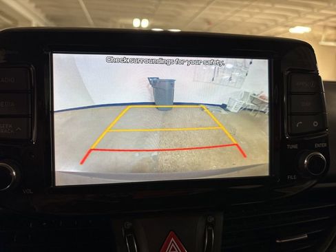 Used 2020 Hyundai Elantra GT FWD image 18