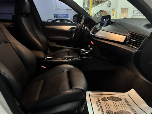 Used 2015 BMW X1 xDrive35i image 17