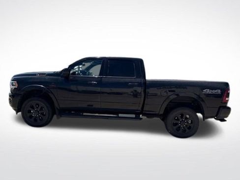 Used 2020 RAM 2500 Laramie w/ Night Edition AWD/4WD image 8