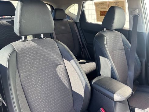 Used 2022 Kia Seltos S image 16