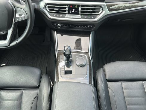 Used 2021 BMW 330i xDrive Sedan w/ Premium Package AWD/4WD image 14