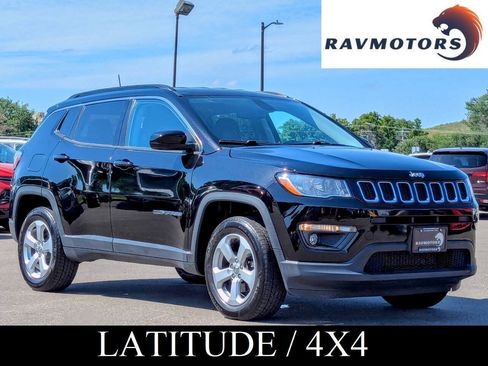 Used 2020 Jeep Compass Latitude w/ Cold Weather Group AWD/4WD image 1