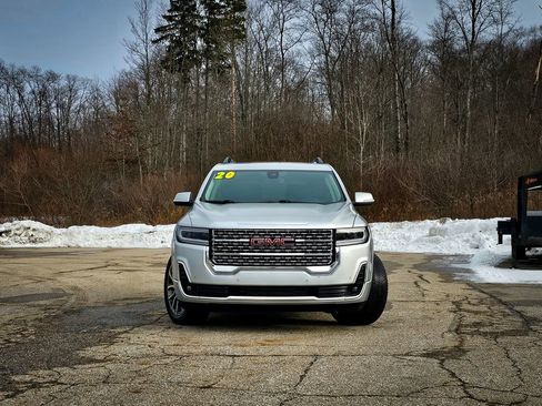 Used 2020 GMC Acadia Denali w/ Trailering Package image 9