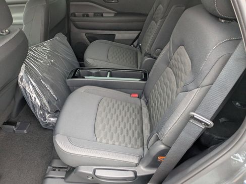 New 2025 Nissan Pathfinder SV w/ SV Premium Package image 14