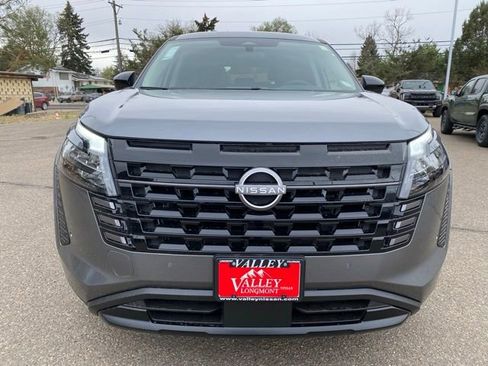 New 2026 Nissan Pathfinder SV image 8