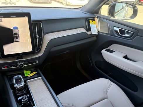 New 2026 Volvo XC60 B5 Plus w/ Protection Package Premier image 11